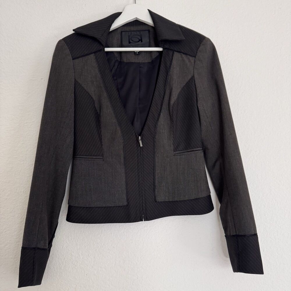 Bebe Collection Y2K Body Shape Half Zip Long Sleeve Collated Lined Grey Blazer 4